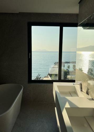 Mazarine Hotel, Vlor�, Albania