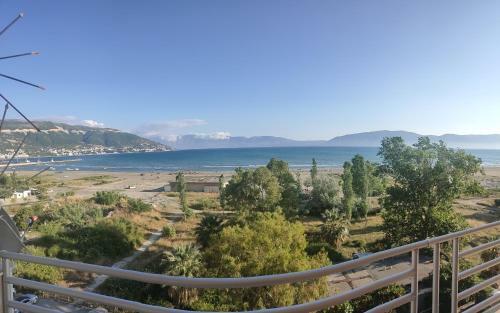 Seaside View Apartment