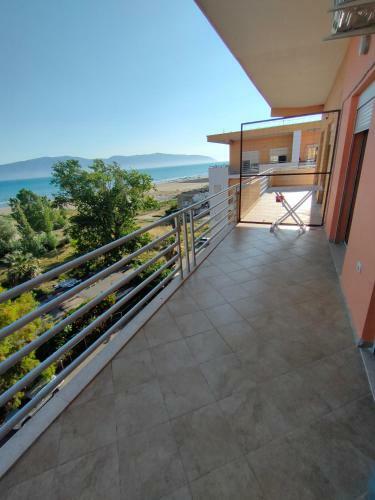 Seaside View Apartment