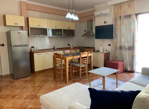 The 8th Floor Apartment