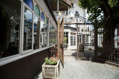 Hotel Au Pavillon Du Fr�ne