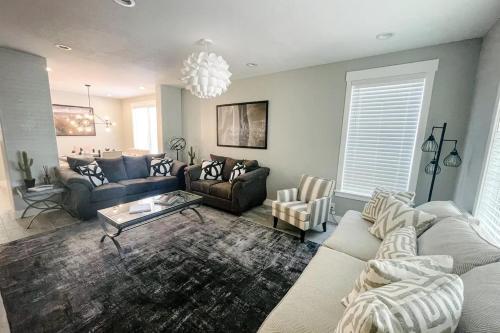 Chandler Hideaway