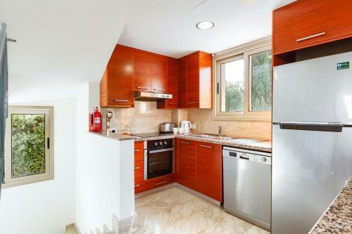 Villa Prosperity Limni By Villa Plus
