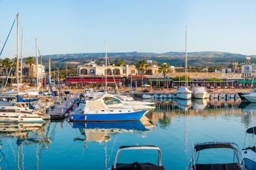 Villa Prosperity Limni By Villa Plus