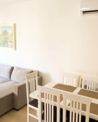 Matias Beach Apartment