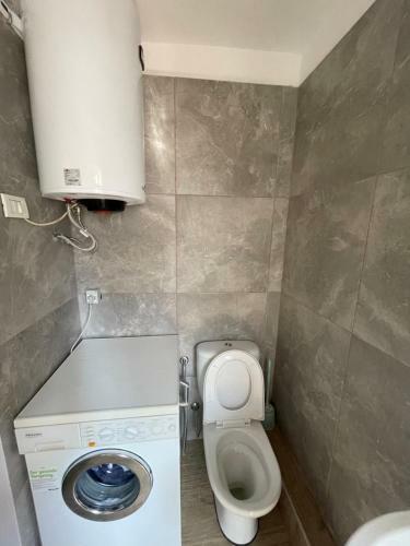 Sunny Hill Apartment