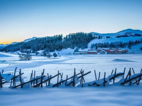 Apartment Pradas Resort Brigels.3