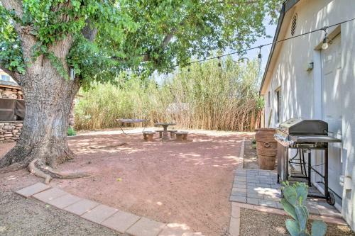 Quaint Pet-friendly Home In Old Town Cottonwood!