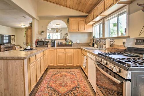 Quaint Pet-friendly Home In Old Town Cottonwood!