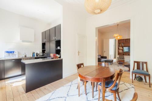 Apartment In Trendy St Gilles
