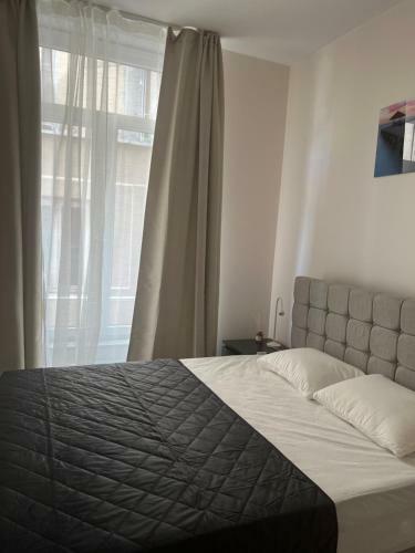 Exclusive Two-level Apartment With Private Terrace On The Canal Brussels