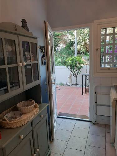 Limnaria Deluxe Maisonette