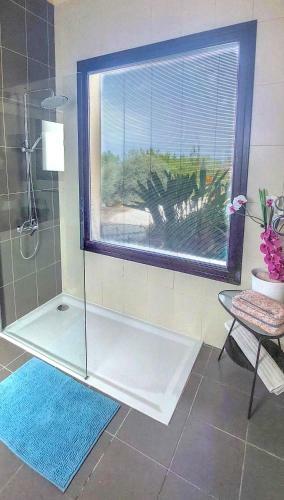 Villa Pine And Olive Seahouse