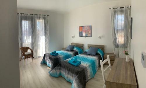 Villa Chrysanthia 2- Brand New 4 Bedroom Villa