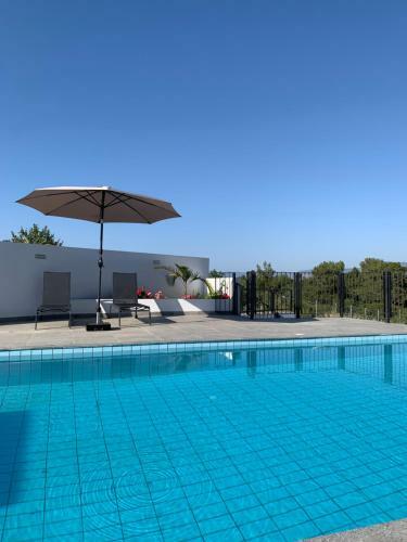 Villa Chrysanthia 2- Brand New 4 Bedroom Villa