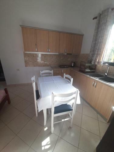 Hostal Vila F&m
