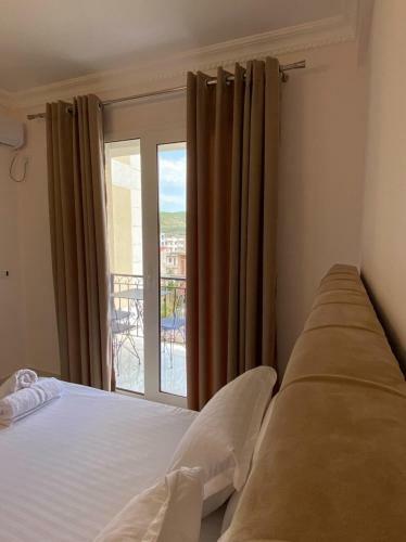 Hotel Golden Hill Ksamil
