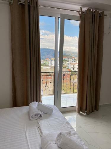 Hotel Golden Hill Ksamil