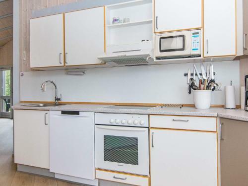 Holiday Home B�rkop Lx