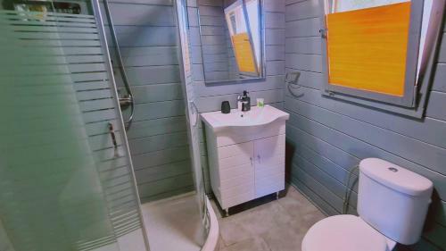 Stay Cozy Cabin
