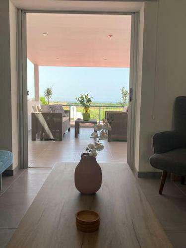Casa Azzuro - Luxurious Modern Apartment Kapparis