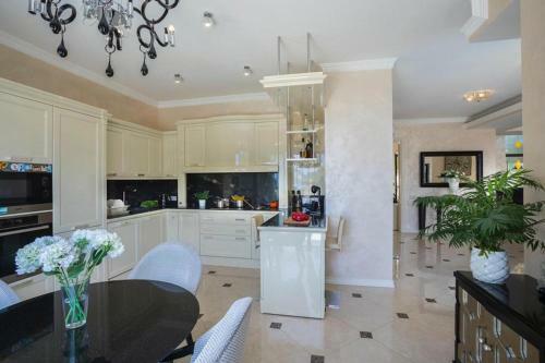 Luxury Villa 5 Bedrooms With Elite Services