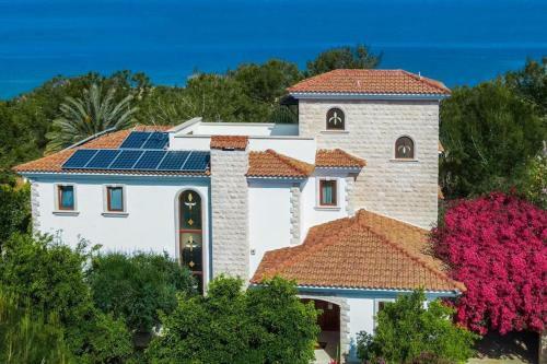 Luxury Villa 5 Bedrooms With Elite Services
