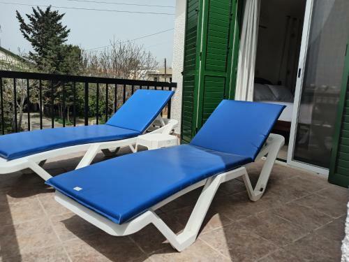 2bd Private Townhouse In Quite Area Near Amenities