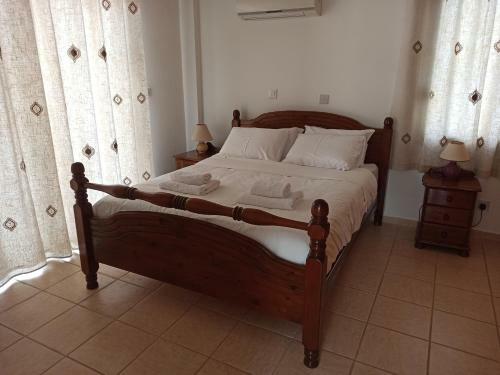 2bd Private Townhouse In Quite Area Near Amenities