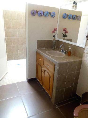 Hostal Habitaciones Con Alberca En Cuernavaca