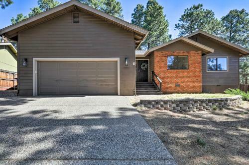 Stylish Flagstaff Family Home With Fire Pit!