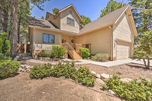 Flagstaff Getaway With Hot Tub And Wood Fire Pit!
