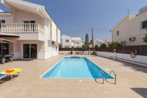 Villa Dione By Villa Plus