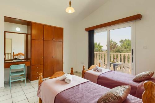 Villa Dione By Villa Plus