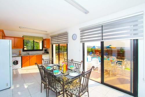 Villa Themis By Villa Plus