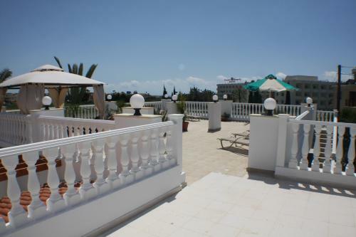 Lovely 7 Bedroom Villa