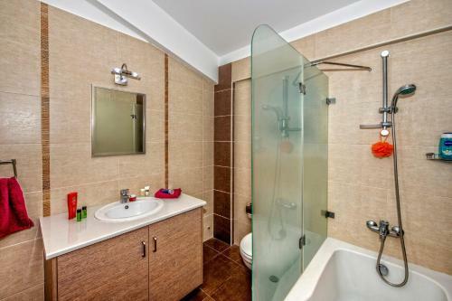 Villa Danae Coral Bay By Villa Plus