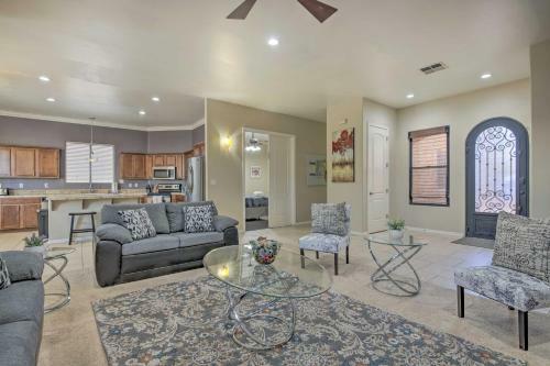 Gilbert Oasis With Outdoor Pool And Putting Green