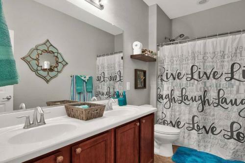 Stylish & Modern Home Near Downtown Gilbert!