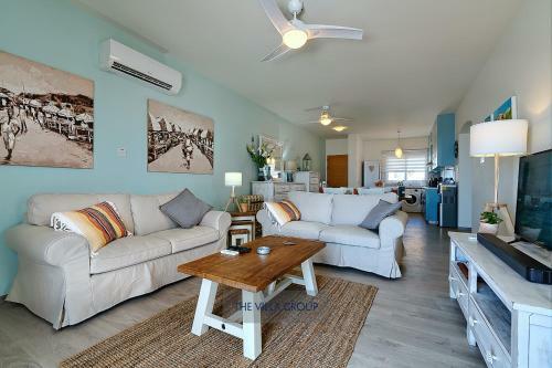 Thea Vista Apartment