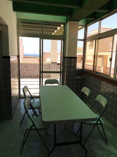 Apartamento Acogedor Atico En Adra