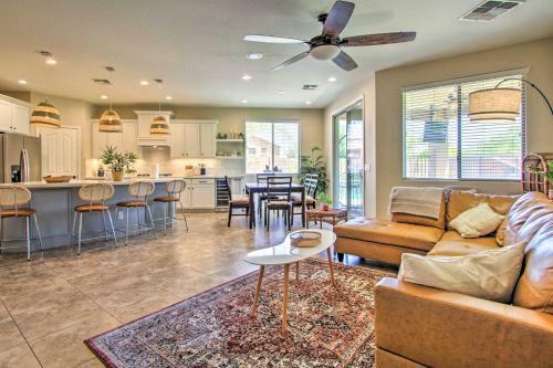 Canyon Trails Goodyear Home With Covered Patio