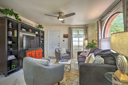 Lovely Green Valley Abode With Community Pool!