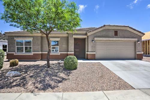 Delightful Family-friendly House With Fire Pit!