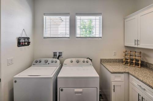 Idyllic Kingman Retreat With Yard - Near Hiking