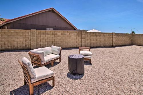 Modern Mesa Oasis With Gas Grill And Fire Pit!
