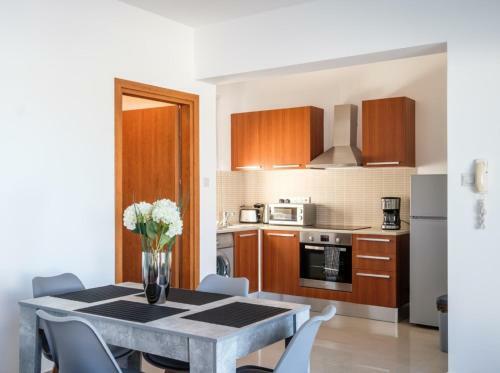 Sunnyside Apartment