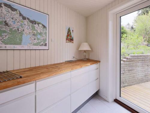Holiday Home Dronningm�lle XII