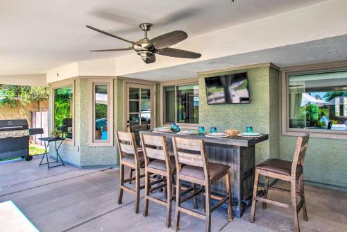 Bright Az Oasis With Fire Pit, Yard And Grill!