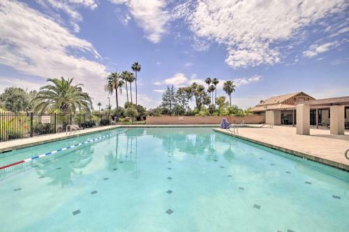 Modern Luxe Mesa Home Patio, Putting Green